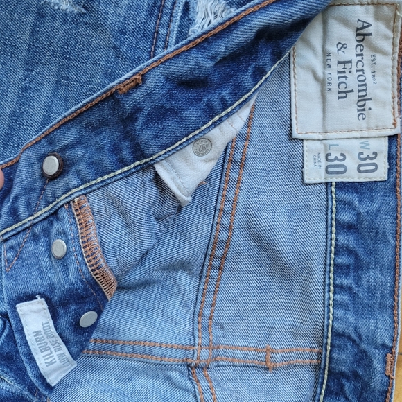 Abercrombie Jeans - Picture 3 of 4